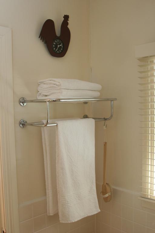 Bed and Breakfast Belgrave Hideaway Екстер'єр фото