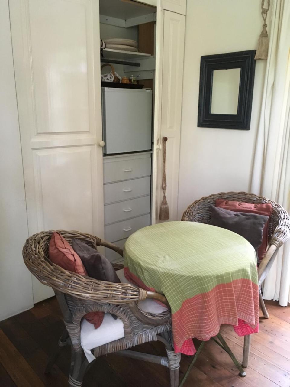 Bed and Breakfast Belgrave Hideaway Екстер'єр фото