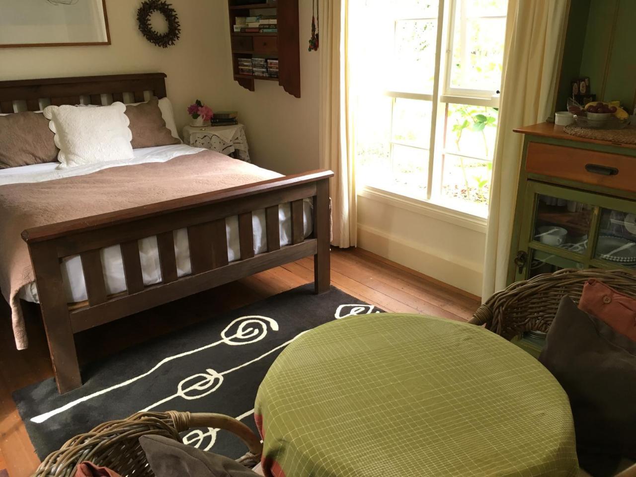 Bed and Breakfast Belgrave Hideaway Екстер'єр фото